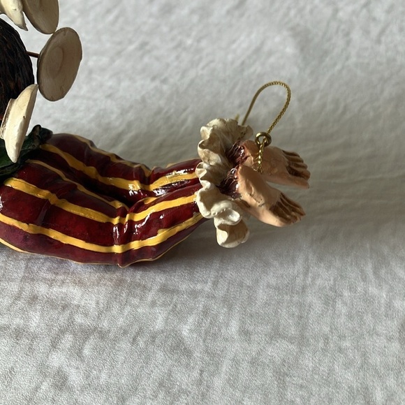Unbranded: Chimpanzee Circus Monkey Ornament- “Not my circus, not my monkey” - Picture 4 of 12